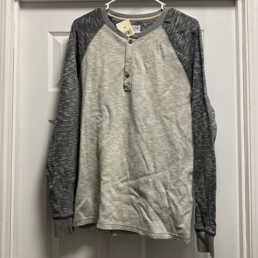 Lucky brand NWT Henley mens shirt